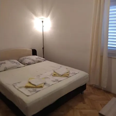 Lagoon Apartments Апартаменты
